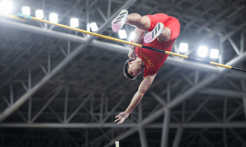 Huang Bokai of China competes in the Men's Pole Vault during 2024 Diamond League Xiamen on April 20, 2024 in Xiamen, China. Photo: VCG