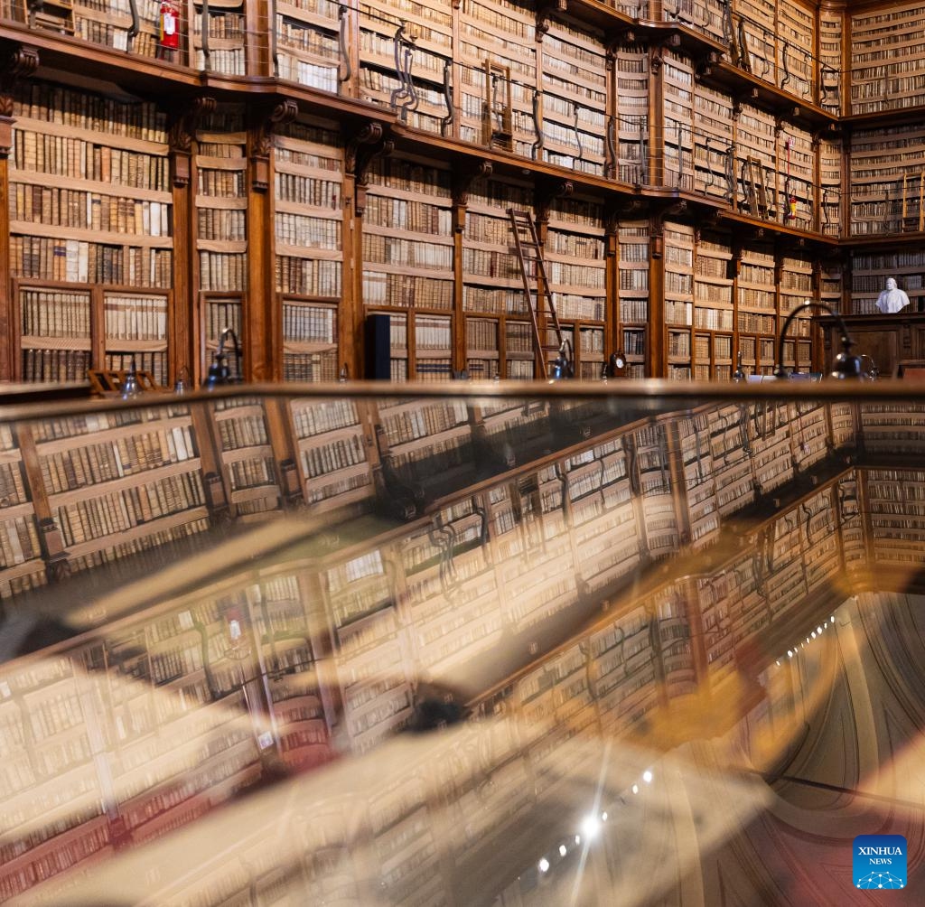 This photo taken on April 22, 2024 shows the collections and manuscripts of Biblioteca Angelica library in Rome, Italy. Biblioteca Angelica, founded in 1604, is the oldest public library in Rome. This year's World Book Day falls on Tuesday.(Photo: Xinhua)