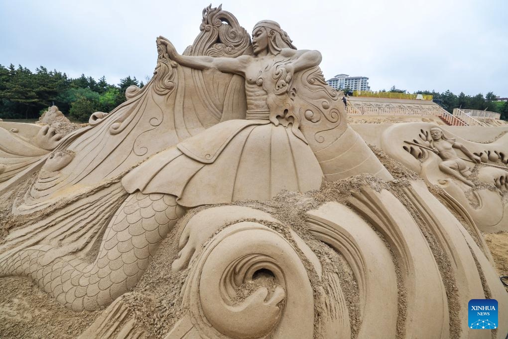 A sand sculpture is seen at Nansha scenic area in Zhujiajian, Zhoushan City, east China's Zhejiang Province, April 22, 2024. The sand art creations are made for the 25th Zhoushan International Sand Sculpture Festival that coincides with the upcoming May Day holiday. The sculptures, inspired by Chinese dragon culture and the ancient literature Shan Hai Jing (Classic of Mountains and Seas), are promoted as a specialty to attract tourists.(Photo: Xinhua)