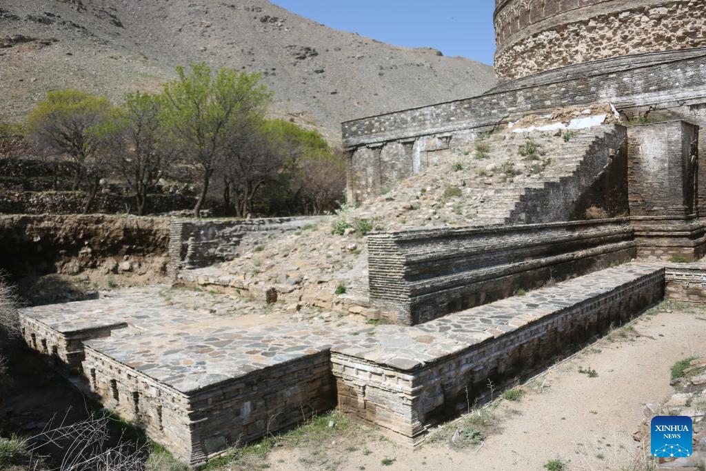This photo taken on April 24, 2024 shows a view of the Topdara Stupa in Charikar, capital of Parwan Province, east Afghanistan. The Topdara Stupa, one of the most important and complete Buddhist relics in Afghanistan, is under strict protection by authorities. It won the Award of Merit of the UNESCO Asia-Pacific Awards for Cultural Heritage Conservation in 2022.(Photo: Xinhua)