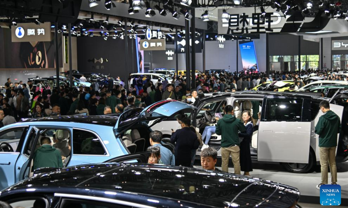 People visit an auto show in Xi'an, northwest China's Shaanxi Province, May 1, 2024. The six-day auto show kicked off at Xi'an International Convention and Exhibition Center on Wednesday. Photo:Xinhua