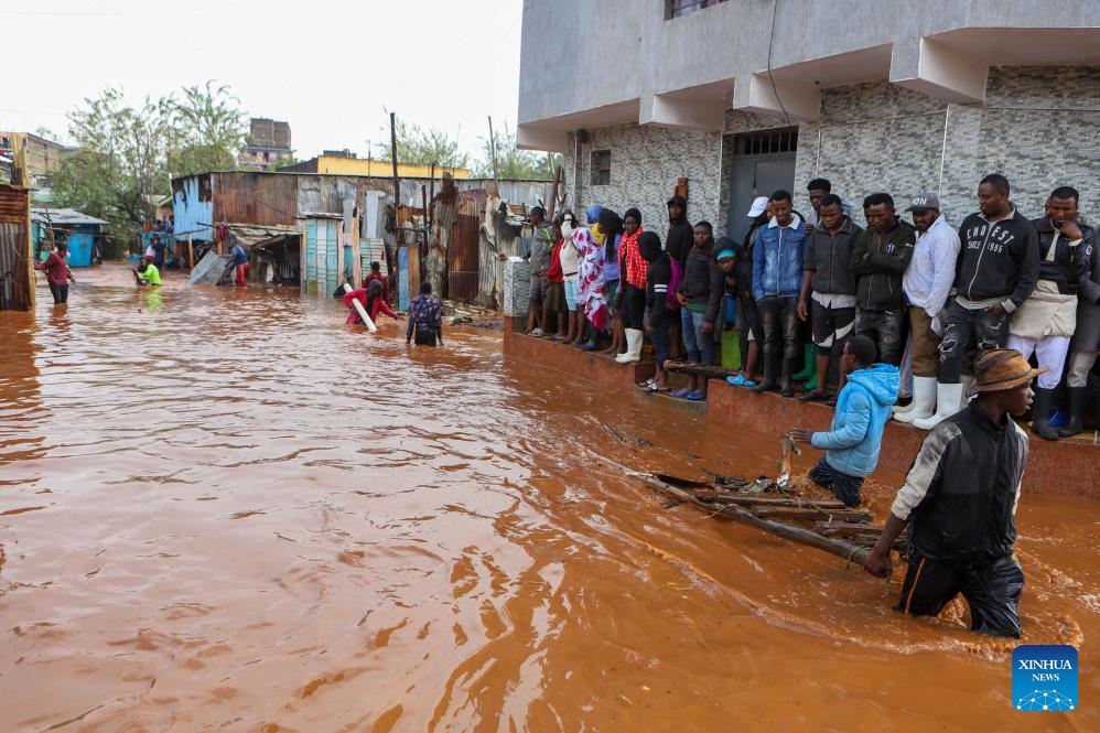 Residents are trapped after heavy rains in the Mathare slums of Nairobi, Kenya, on April 24, 2024. Kenya is experiencing heavy rains that have disrupted normal business across the East African country, resulting in the loss of more than 38 lives and the destruction of property.(Photo: Xinhua)