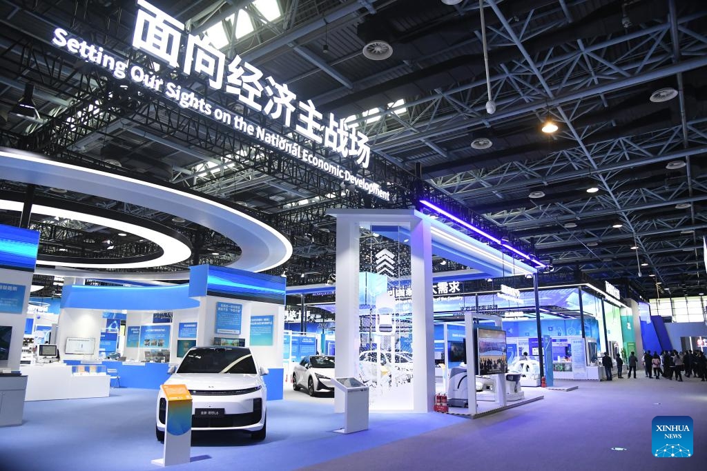 This photo taken on April 28, 2024 shows the interior view of a permanent exhibition at the Zhongguancun Exhibition Center in Beijing, capital of China. The permanent exhibition will be opened to the public recently, showcasing more than 430 technologies and products from more than 320 research institutions and enterprises in Beijing in cutting-edge fields such as artificial intelligence, quantum information, commercial aerospace, life and health, and synthetic biological manufacturing.(Photo: Xinhua)