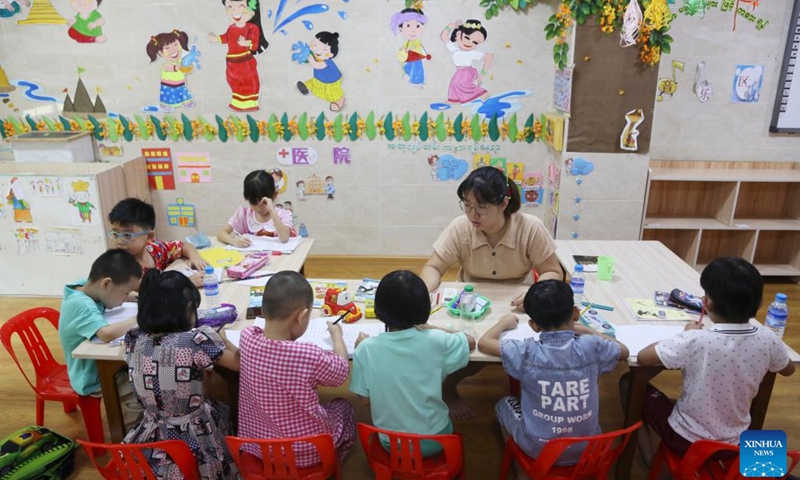 Children attend a Chinese character writing class in Yangon, Myanmar, April 28, 2024.(Photo: Xinhua)
