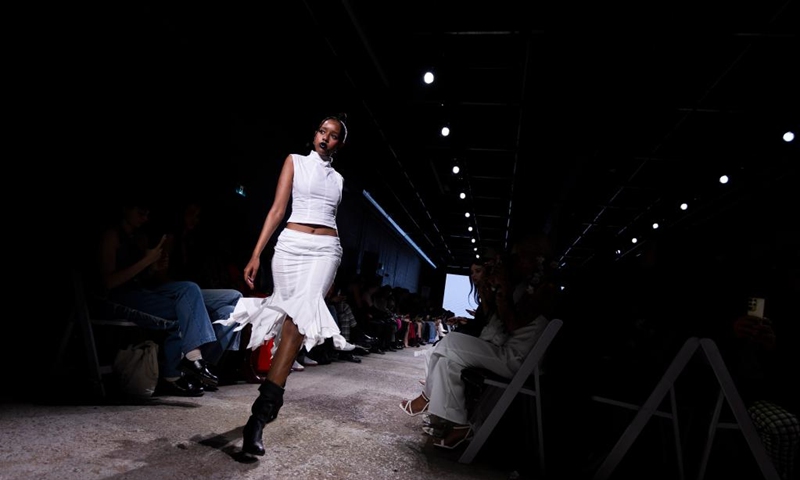 A model presents a creation at the 2024 Fashion Art Toronto's Fashion Week in Toronto, Canada, on May 3, 2024. The annual fashion show is held here from May 2 to 5 this year. Photo: Xinhua
