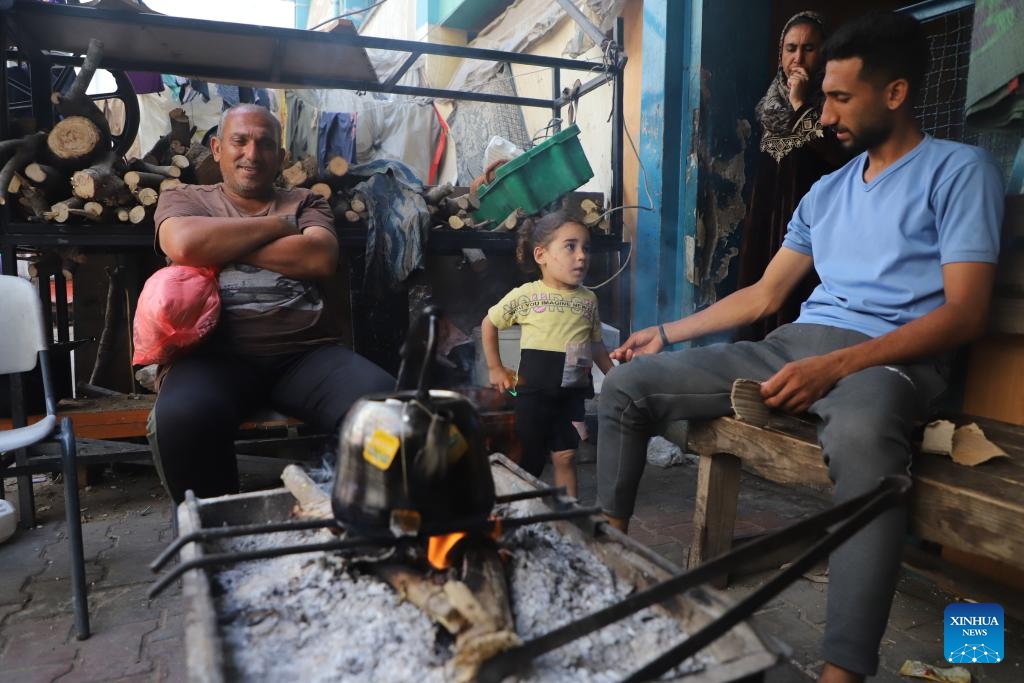 Palestinians are pictured at the Jabalia refugee camp in northern Gaza Strip, May 5, 2024.(Photo: Xinhua)