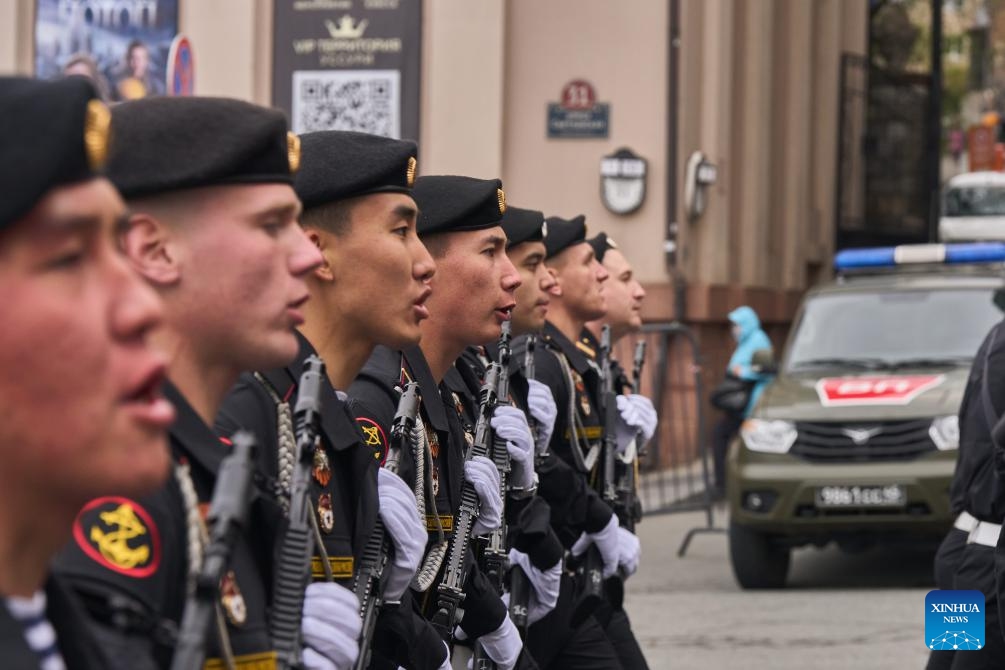 Soldiers attend a rehearsal for the Victory Day military parade, which marks the 79th anniversary of the Soviet victory in the Great Patriotic War, Russia's term for World War II, in Vladivostok, Russia on May 7, 2024.(Photo: Xinhua)
