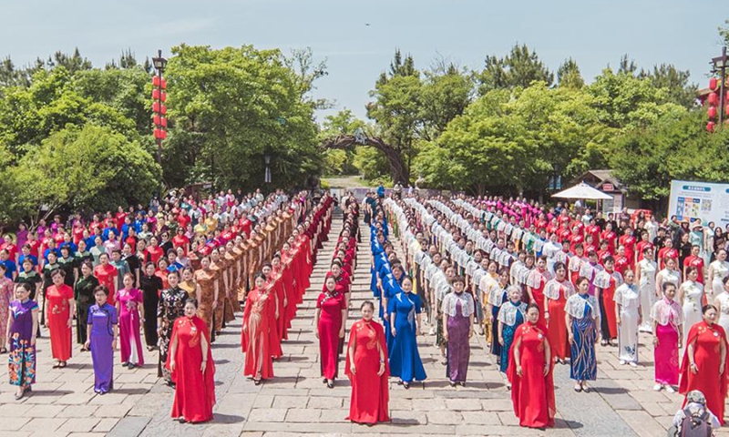 A cheongsam fashion show is staged in Changzhou, east China's Jiangsu Province, May 12, 2024. Photo: China News Service