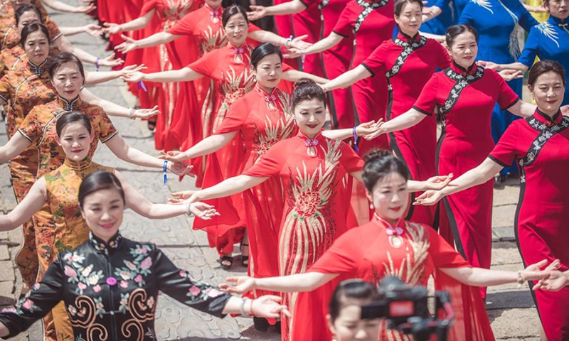 A cheongsam fashion show is staged in Changzhou, east China's Jiangsu Province, May 12, 2024. Photo: China News Service