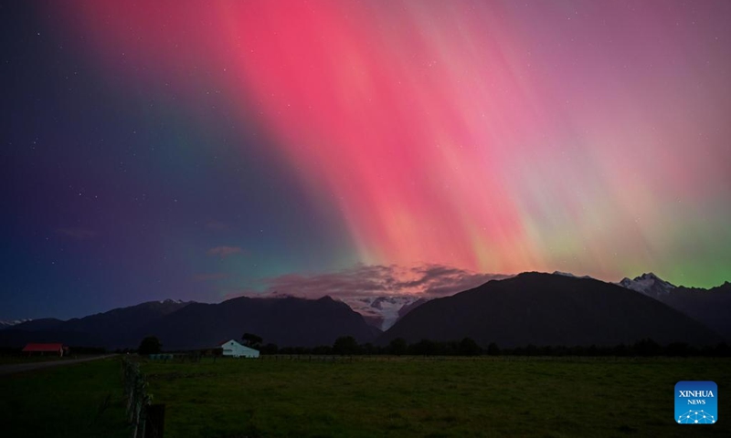 This photo taken on May 11, 2024 shows the Aurora Australis, also known as the Southern Lights, seen from Fox Glacier on the west coast of the South Island, New Zealand. Photo: Xinhua