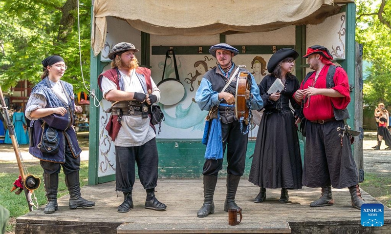Actors sing pirate songs at the Scarborough Renaissance Festival in Waxahachie, on the outskirts of Dallas, Texas, the United States on May 18, 2024. Photo: Xinhua