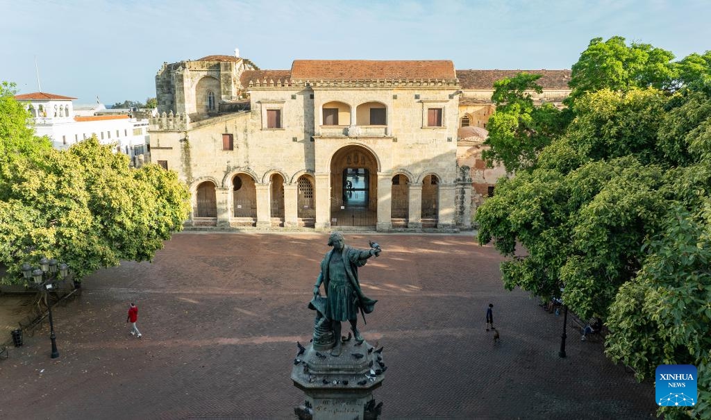 A drone photo taken on May 21, 2024 shows the Columbus Park in Santo Domingo, the Dominican Republic. Abundant tourism resources make the city attractive to tourists.(Photo: Xinhua)