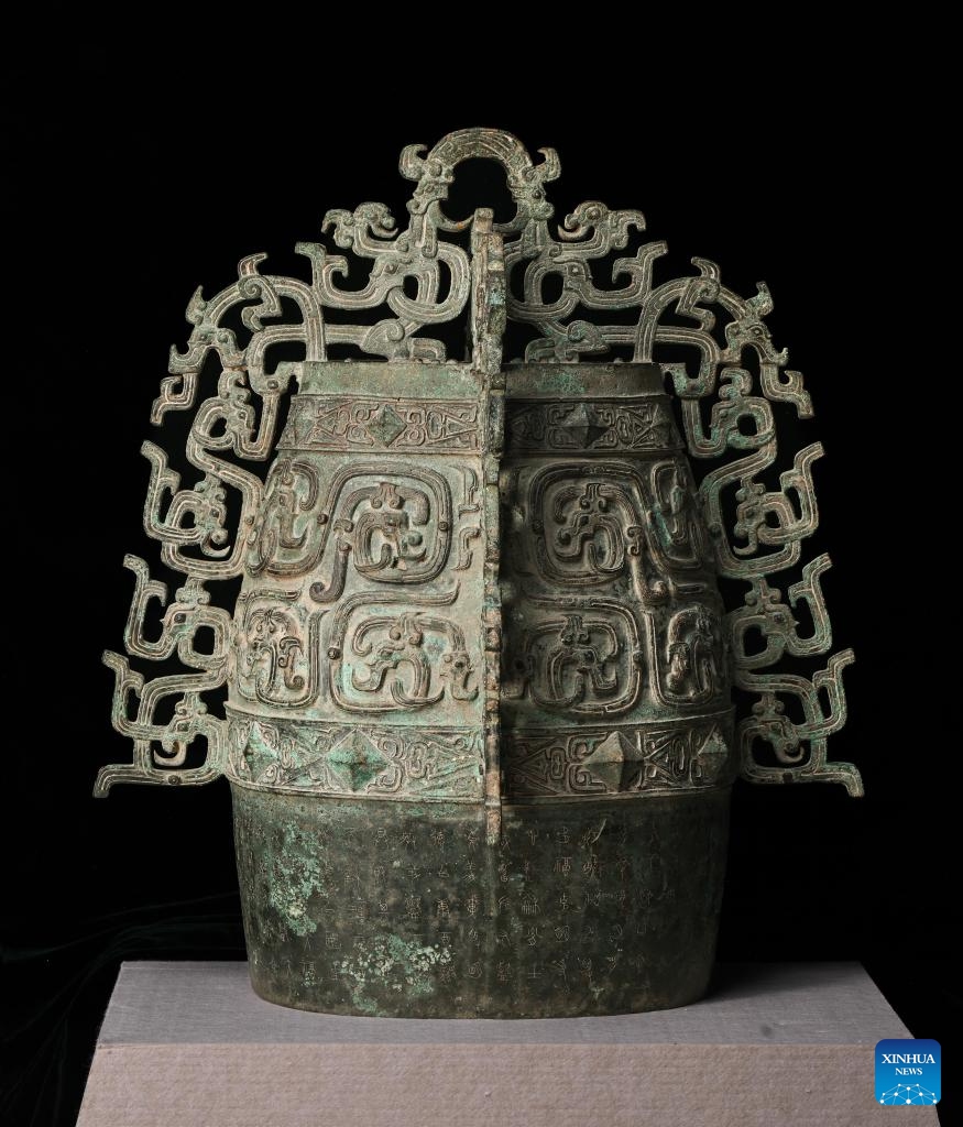 This photo taken on Jan. 23, 2024 shows a piece of Qin Gong Bo at Baoji Bronze Ware Museum in Baoji, northwest China's Shaanxi Province. Kept in Baoji Bronze Ware Museum, Qin Gong Bo is a type of bronze percussion instrument dating back to the Spring and Autumn period (770 B.C.-476 B.C.). In 1978, three pieces of Qin Gong Bo were unearthed in Baoji.(Photo: Xinhua)