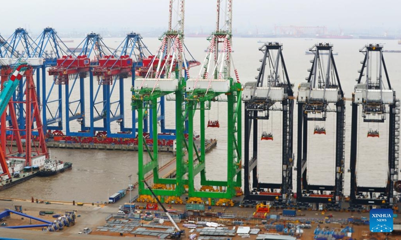 This photo taken on May 25, 2024 shows the quayside container cranes at the Changxing production base of Shanghai Zhenhua Heavy Industries Co., Ltd. in Changxing Island of Chongming District, east China's Shanghai. (Photo:Xinhua)