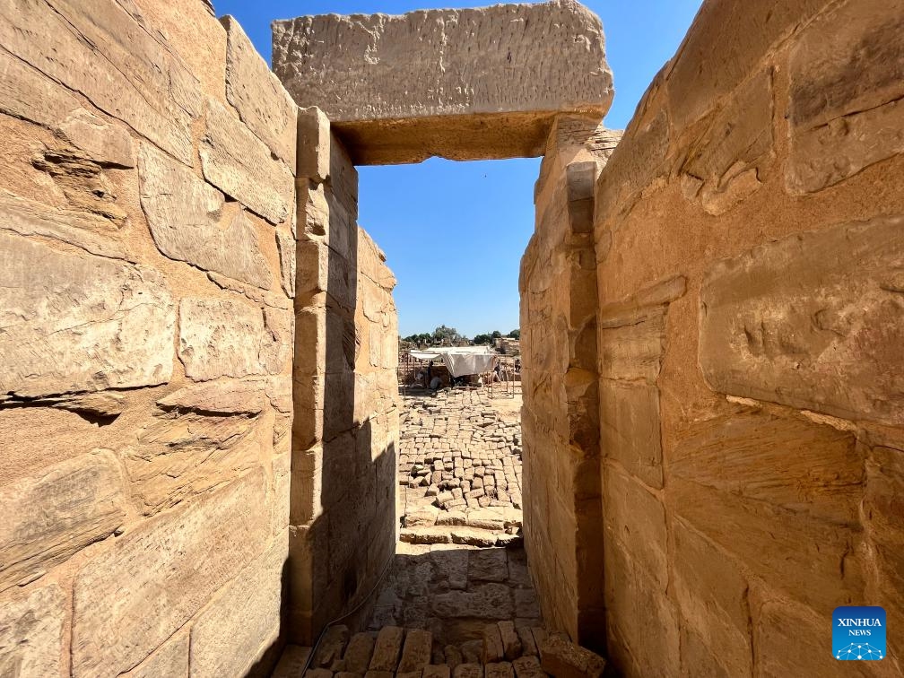 This photo taken on April 8, 2024 shows the relic of a chapel at the excavation site of the Montu Temple in Luxor, Egypt. The Montu Temple, located at the Karnak Temple Complex of Egypt's monument-rich city of Luxor, was dedicated to the worship of Montu, a falcon-headed war god.(Photo: Xinhua)