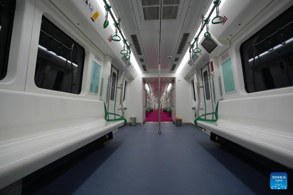 Photo taken on May 28, 2024 shows the interior of a Chinese-made electric multiple unit (EMU) train in Abuja, Nigeria. Since its relaunch for commercial operation about a week ago, talks about the Abuja Rail Mass Transit (ARMT) have been making the rounds, with local media abuzz with the prospect of the light rail system in the fast-developing Nigerian capital city.(Photo: Xinhua)