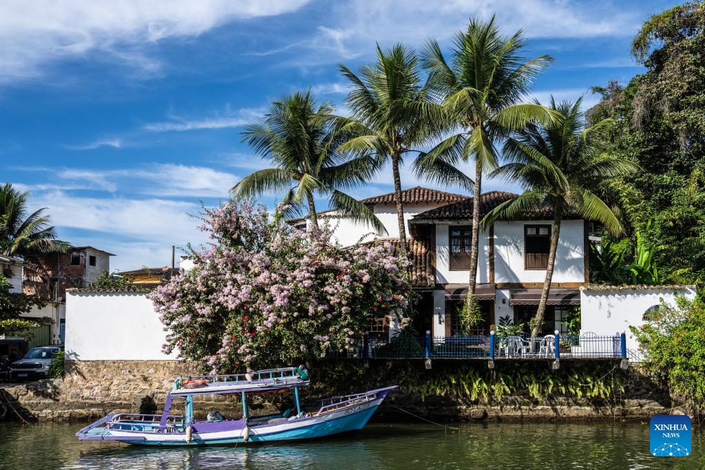 This photo taken on June 2, 2024 shows the scenery in Paraty Historic Center in the state of Rio de Janeiro, Brazil. Paraty and Ilha Grande is a serial property comprising six component parts including Paraty Historic Center, Morro da Vila Velha, Serra da Bocaina National Park, Ilha Grande State Park, Praia do Sul Biological Reserve and Environmental Protected Area of Cairu?u.(Photo: Xinhua)