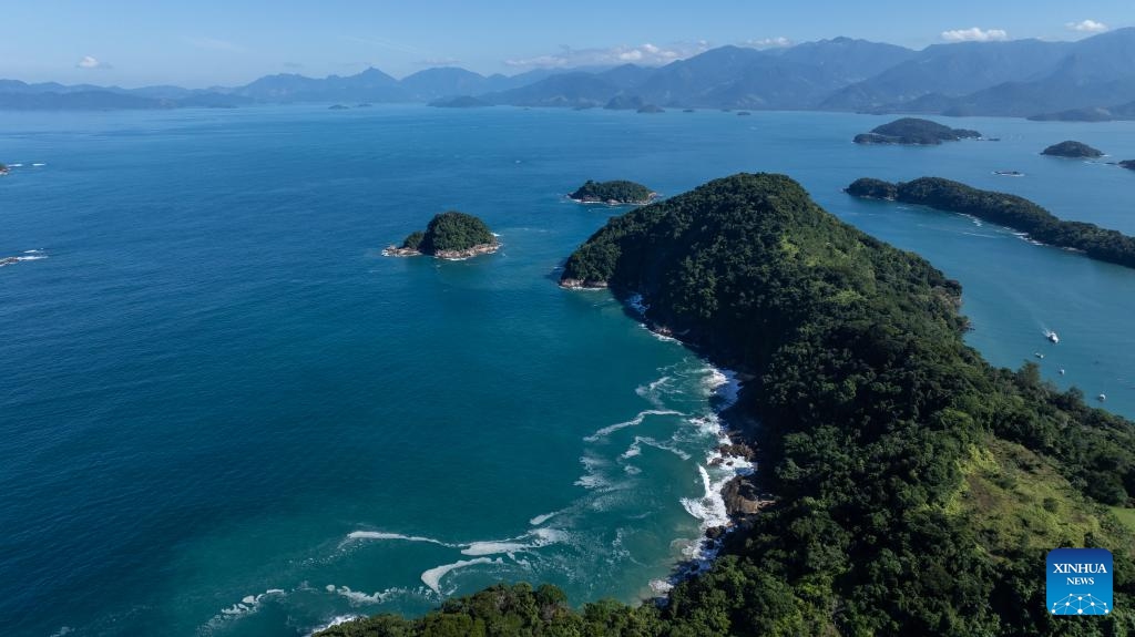 An aerial photo taken on June 1, 2024 shows the coastal landscape of Serra da Bocaina National Park in the state of Rio de Janeiro, Brazil. Paraty and Ilha Grande is a serial property comprising six component parts including Paraty Historic Center, Morro da Vila Velha, Serra da Bocaina National Park, Ilha Grande State Park, Praia do Sul Biological Reserve and Environmental Protected Area of Cairu?u.(Photo: Xinhua)