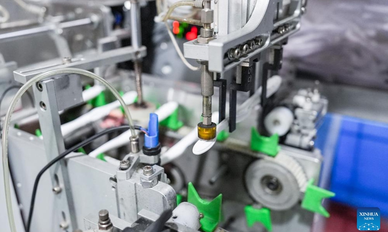 This photo taken on June 20, 2024 shows the intelligent equipment producing toothbrushes at a toothbrush manufacturing enterprise in Hangji Township of Yangzhou City, east China's Jiangsu Province. (Photo: Xinhua)