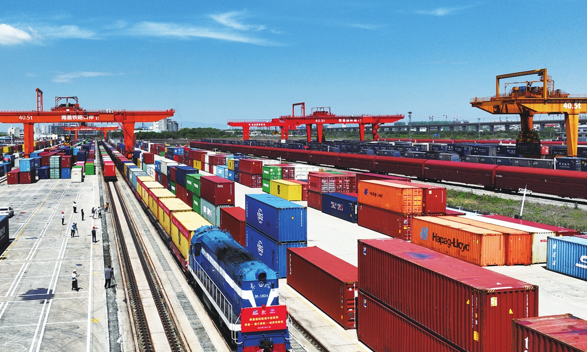 A freight train loaded with household goods such as refrigerators and coffee makers, sets off from Nanchang, East China's Jiangxi Province on March 31, 2024, heading to Central Asian countries. Photo: cnsphoto