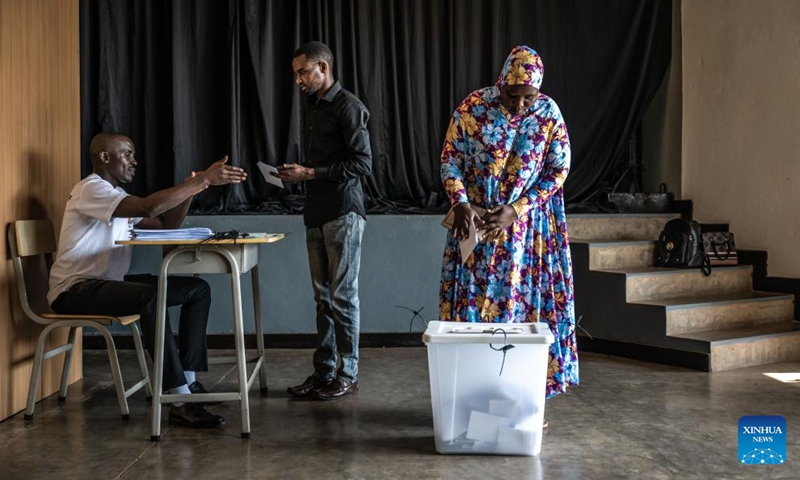 A voter casts her ballot during the Rwandan presidential and parliamentary elections at a polling station in Kigali, Rwanda, on July 15, 2024. (Photo: Xinhua)