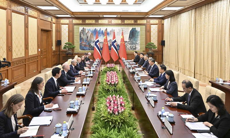 Chinese President Xi Jinping meets with Norwegian Prime Minister Jonas Gahr Store, who is on an official visit to China, at the Diaoyutai State Guesthouse in Beijing, capital of China, Sept. 9, 2024. (Xinhua/Yin Bogu)