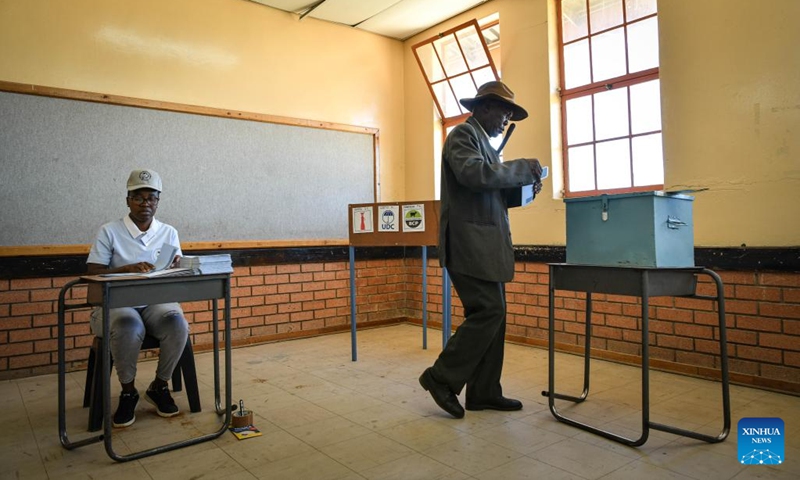 A man votes at a polling station in Moshupa Village, Southern District, Botswana, Oct. 30, 2024. (Photo: Xinhua)