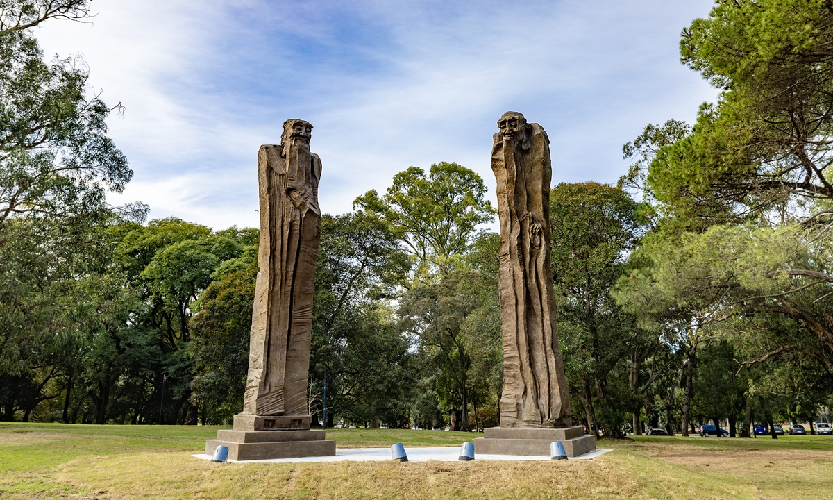 Sculptures by Chinese artist Wu Weishan, titled 