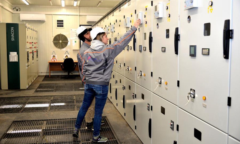 Employees of China's Norinco International Cooperation Ltd. (Norinco International) work at the control room of the Senj Wind Farm in Croatia, on Dec. 6, 2024. Photo: Xinhua