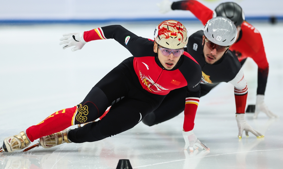 Liu Shaoang of China skates ahead of the group in the Men's 1000m Rep Quarterfinals during the ISU World Cup Short Track Speed Skating at Capital Indoor Stadium on December 8, 2024 in Beijing, China.  Photo: VCG