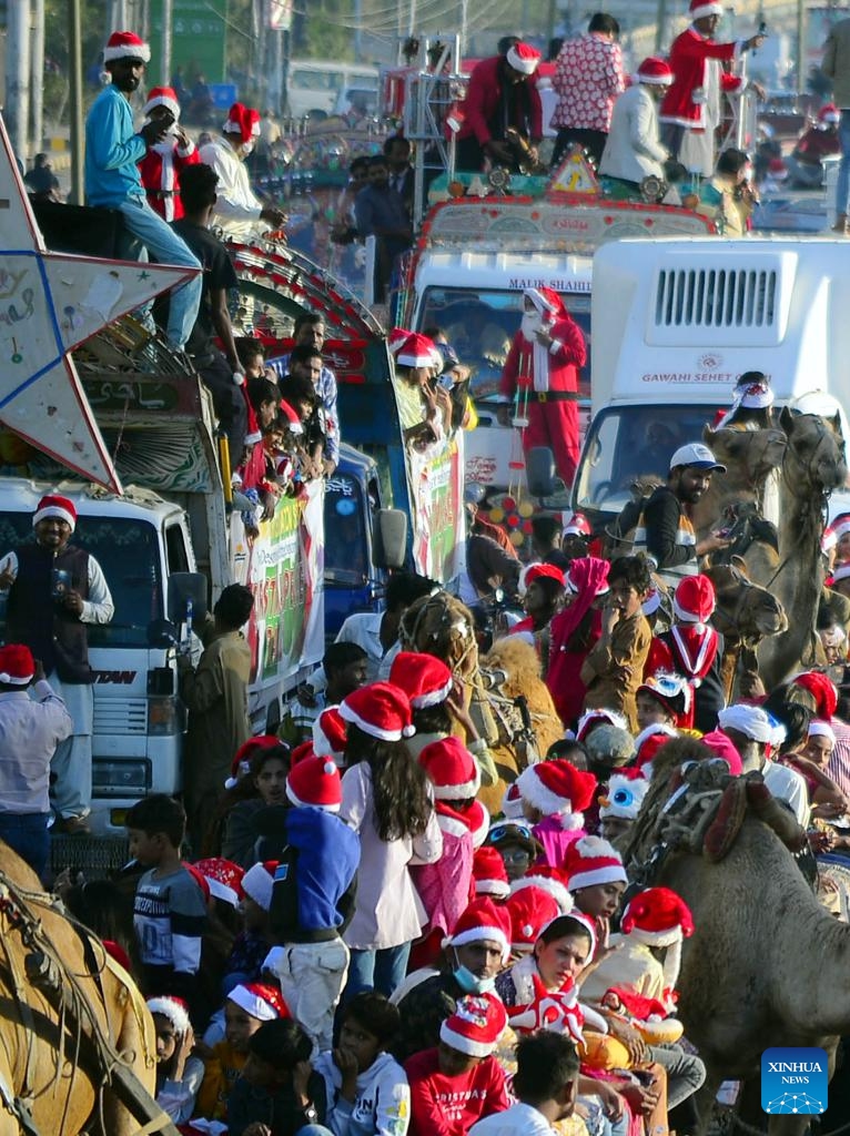 People attend a Christmas celebration rally in southern Pakistani port city of Karachi on Dec. 8, 2024.(Photo:Xinhua)