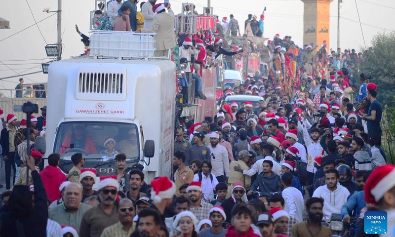 People attend a Christmas celebration rally in southern Pakistani port city of Karachi on Dec. 8, 2024. (Photo:Xinhua)