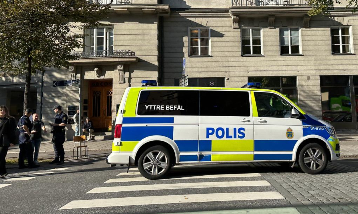 Photo taken on Sept. 21, 2023 shows police patrol in central Stockholm, Sweden. A woman who died in an explosion in Uppsala, west of Stockholm, in the early hours of Thursday became the 12th victim of gang violence fatality in Sweden since the beginning of September, making it the country's deadliest month in four years. (Xinhua/He Miao)
