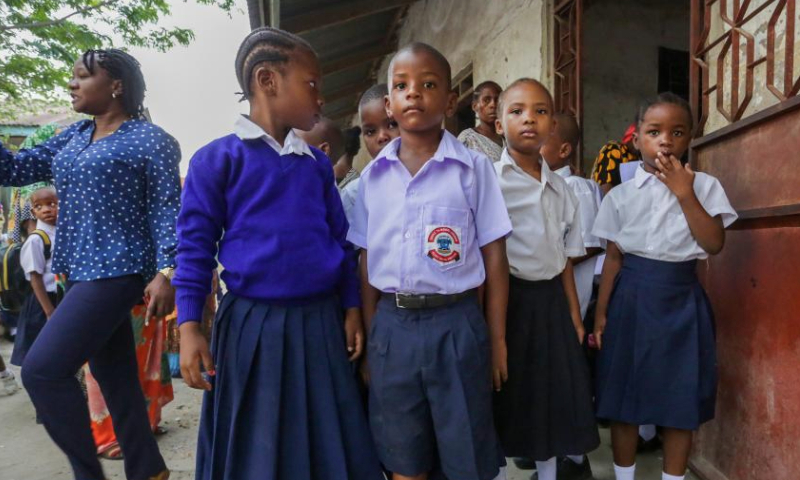 Tanzanian first-grade pupils mark their first day of school in Dar es Salaam, Tanzania, on Jan. 13, 2025. Tanzanian elementary school students marked the first day of school on Monday. (Xinhua/Emmanuel Herman)