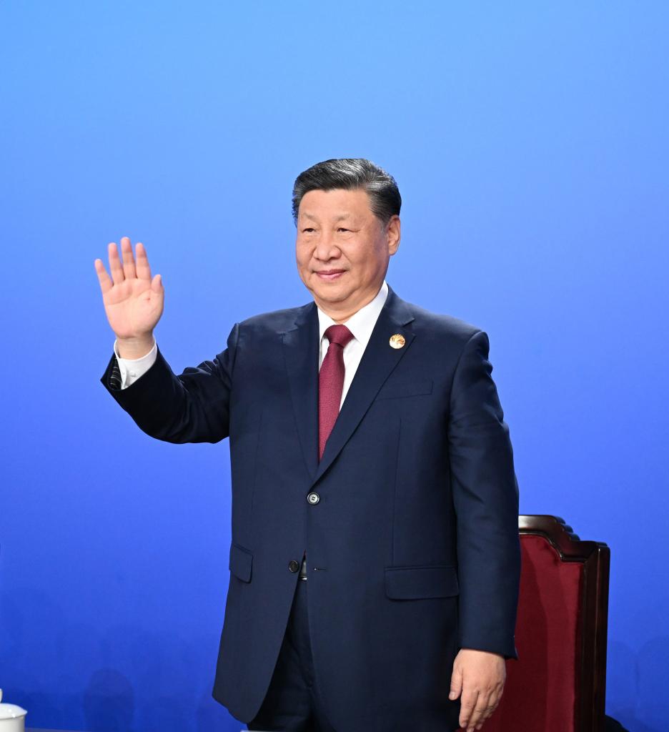Chinese President Xi Jinping waves during the opening ceremony of the 9th Asian Winter Games in Harbin, northeast China's Heilongjiang Province, Feb. 7, 2025. (Xinhua/Xie Huanchi)