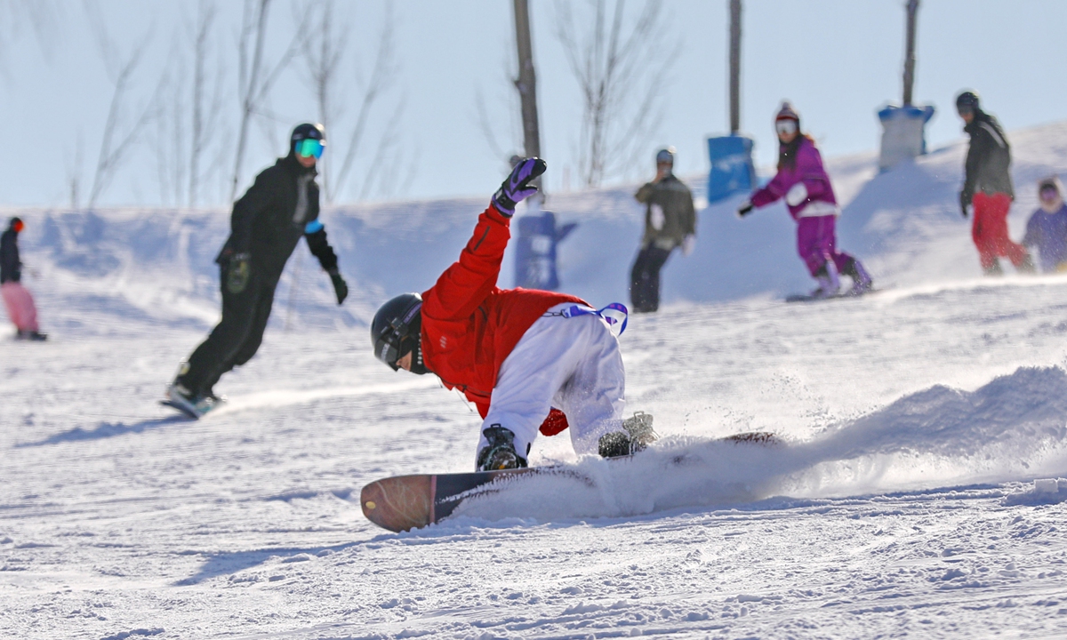 Skiing enthusiasts practice at a ski resort in Qinhuangdao, North China's Hebei Province on February 9, 2025. The ongoing 9th Asian Winter Games Harbin 2025 gives ice and snow sports a strong boost. Photo: VCG