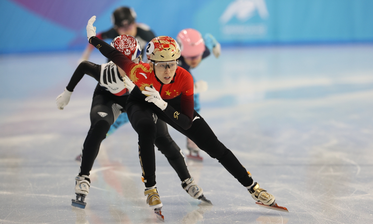 Chinese skater Fan Kexin competes in the short track speed skating women's 3,000 meters relay final at the Harbin Asian Winter Games on February 9, 2025. Photo: Chen Tao/GT