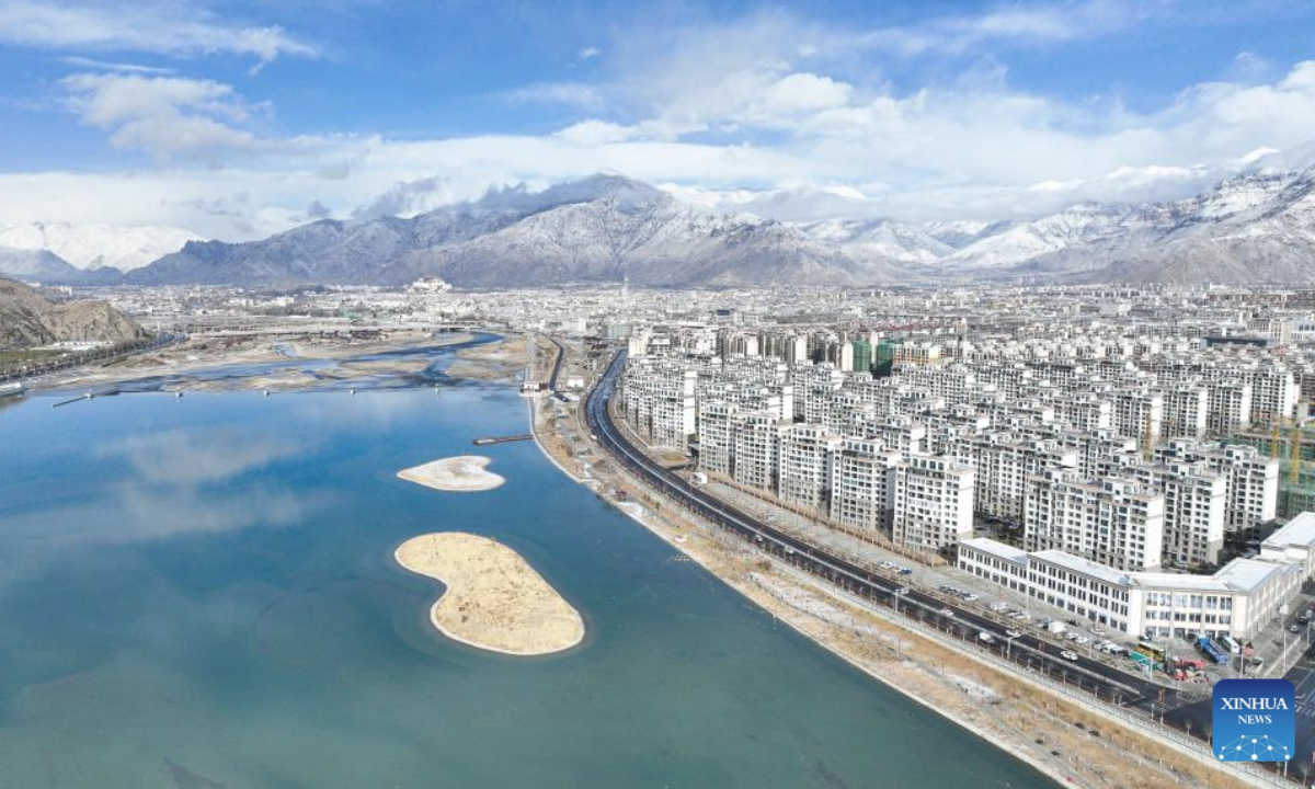 An aerial drone photo taken on Feb. 16, 2025 shows the snow scenery of the Potala Palace in Lhasa, southwest China's Xizang Autonomous Region. (Xinhua/Tenzin Nyida)
