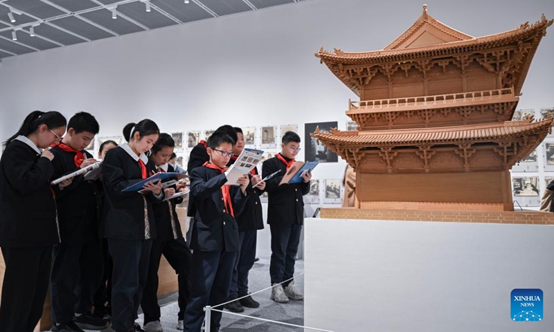Middle school students learn about Chinese ancient architecture at an art museum in Shanghai, east China, Feb. 17, 2025. With a mixture of nerves and excitement, many students in China attended their special first class of new semester. (Photo: Xinhua)