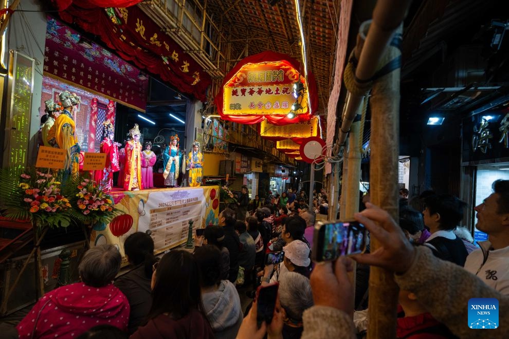 People watch play Concubine Yang Yuhuan during a five-day Cantonese Opera show to celebrate the second day of the second month in the Chinese lunar calender, in Macao, south China, Feb. 27, 2025. (Photo: Xinhua)