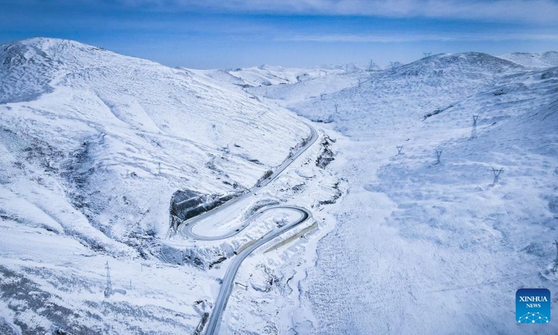 An aerial drone photo taken on March 8, 2025 shows the snow scenery in Gande County of Tibetan Autonomous Prefecture of Golog, northwest China's Qinghai Province. Photo: Xinhua