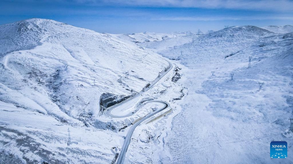 An aerial drone photo taken on March 8, 2025 shows the snow scenery in Gande County of Tibetan Autonomous Prefecture of Golog, northwest China's Qinghai Province. (Photo: Xinhua)
