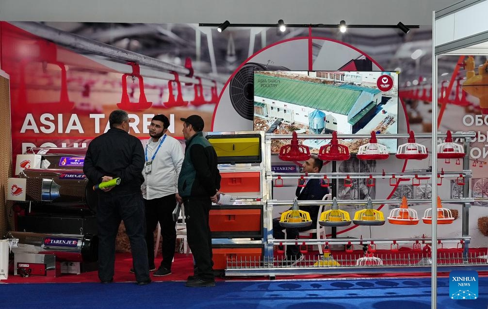 People visit the international exhibition AgroWorld Uzbekistan in Tashkent, the capital of Uzbekistan, March 11, 2025. The three-day exhibition, with exhibits covering a wide range of fields, including agricultural machinery and accessories, crop cultivation, animal husbandry, and poultry farming, opened here on Tuesday. (Photo: Xinhua)