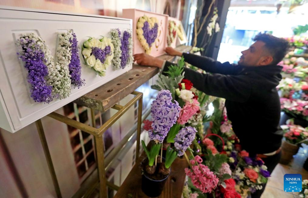 A flower seller prepares for Mother's Day in Beirut, Lebanon, on March 20, 2025. The locals celebrate Mother's Day on March 21. (Photo: Xinhua)