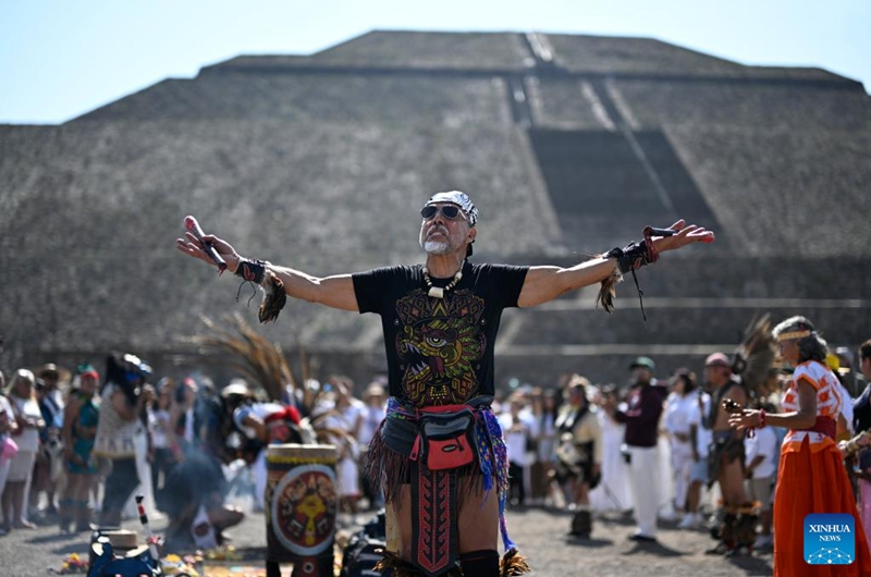 A man attends an event to welcome the Spring Equinox at the Pyramid of the Sun in the archaeological zone of Teotihuacan, Mexico, March 21, 2025. Every Spring Equinox, people gather to gather energy at the Pyramid of the Sun here. Photo: Xinhua