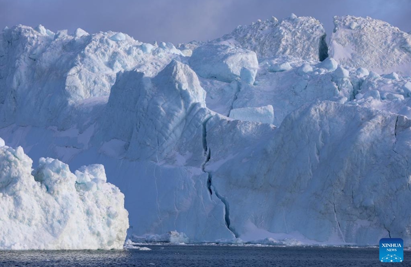 A crack is seen on an iceberg at the Disko Bay close to Ilulissat, Greenland, an autonomous territory of Denmark, March 22, 2025. Photo: Xinhua