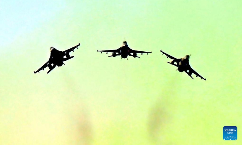 Jets perform aerobatic maneuvers during the Republic Day military parade in Islamabad, capital of Pakistan on March 23, 2025. Pakistan on Sunday marked its 85th Republic Day, also known as Pakistan Day or the Pakistan Resolution Day. The day is celebrated annually in memory of the Lahore Resolution which was passed on March 23, 1940, one of the major milestones in the struggle for an independent state.(Photo: Xinhua)