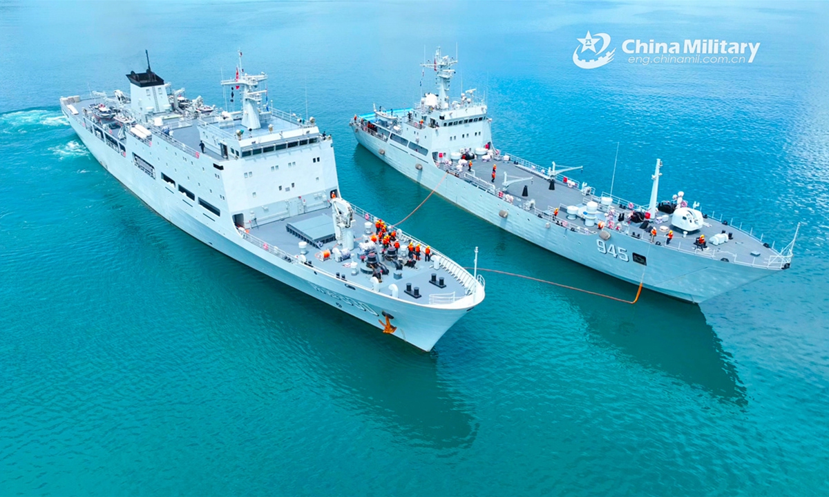 The medium landing ship Huashan (Hull 945) attached to a naval service ship group under the Chinese PLA Southern Theater Command dashes towards the beachhead during a maritime combat training exercise in the South China Sea in early March, 2025. (Photo: eng.chinamil.com.cn)