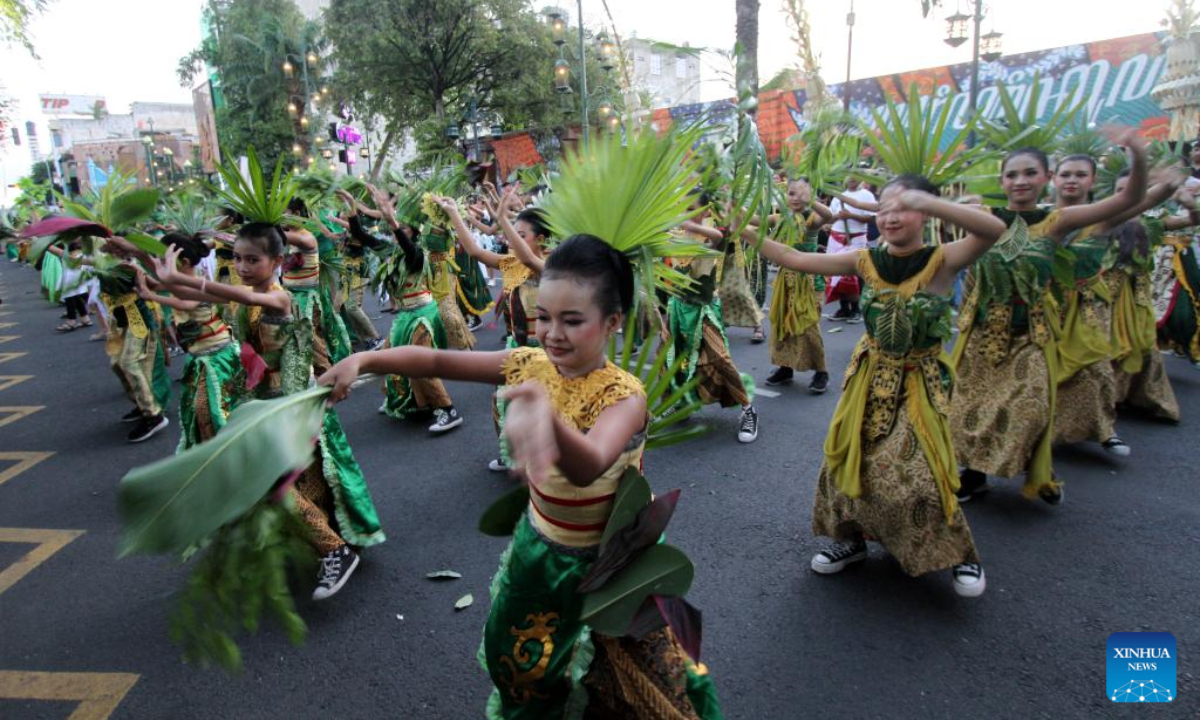 Dancers participate in Solo Dance Festival 2025 to celebrate International Dance Day in Surakarta, Central Java, Indonesia, April 29, 2025. Photo:Xinhua 