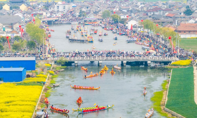 This photo taken on April 4, 2025 shows boats sailing during the Maoshan boat fair in Xinghua City, east China's Jiangsu Province. The annual Maoshan boat fair in Xinghua was held on Friday. The event was listed as a national intangible cultural heritage in 2014. (Photo by Yang Yugang/Xinhua)